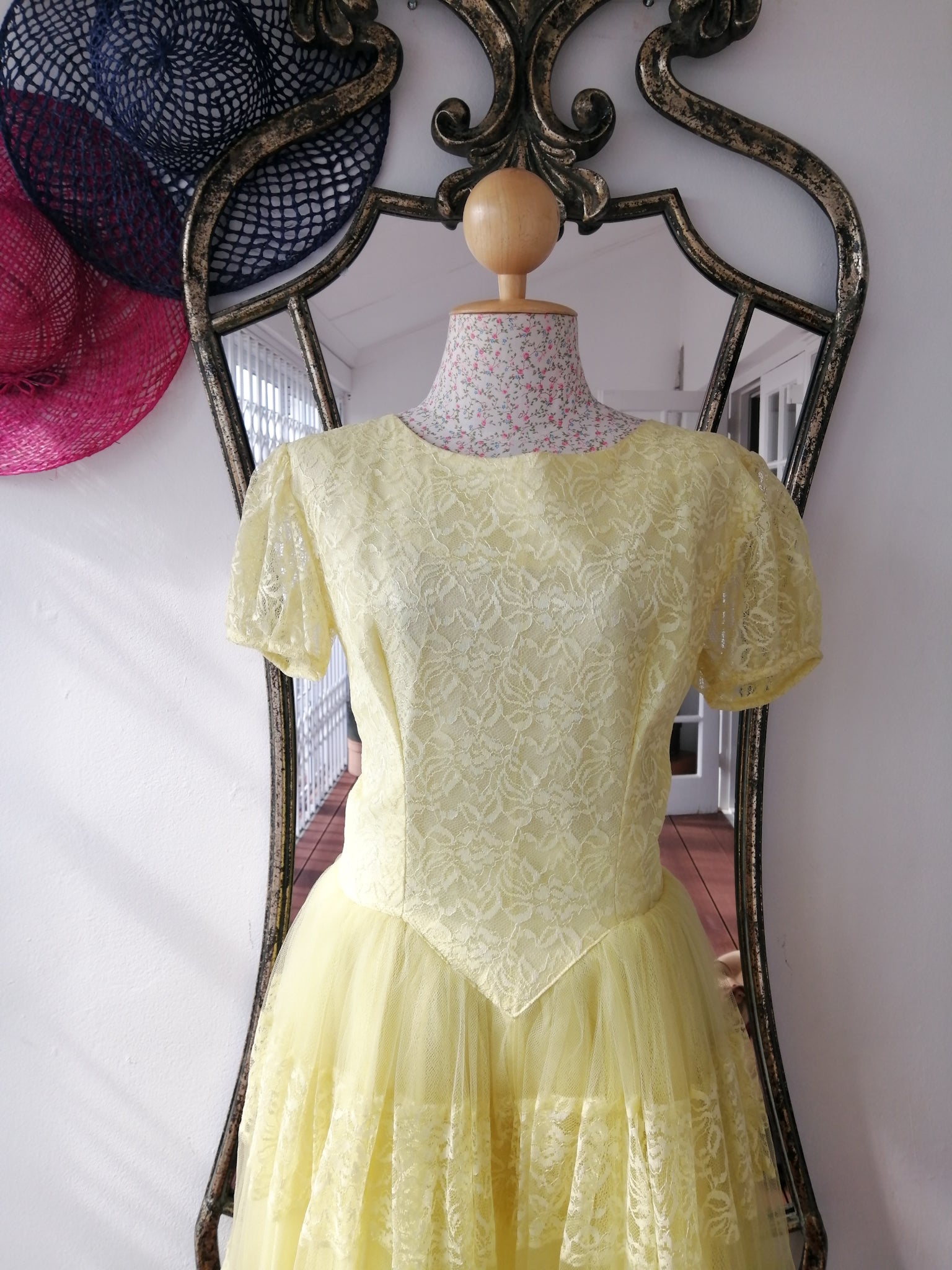 1980's Vintage yellow Beauty & Beast inspired lace dress