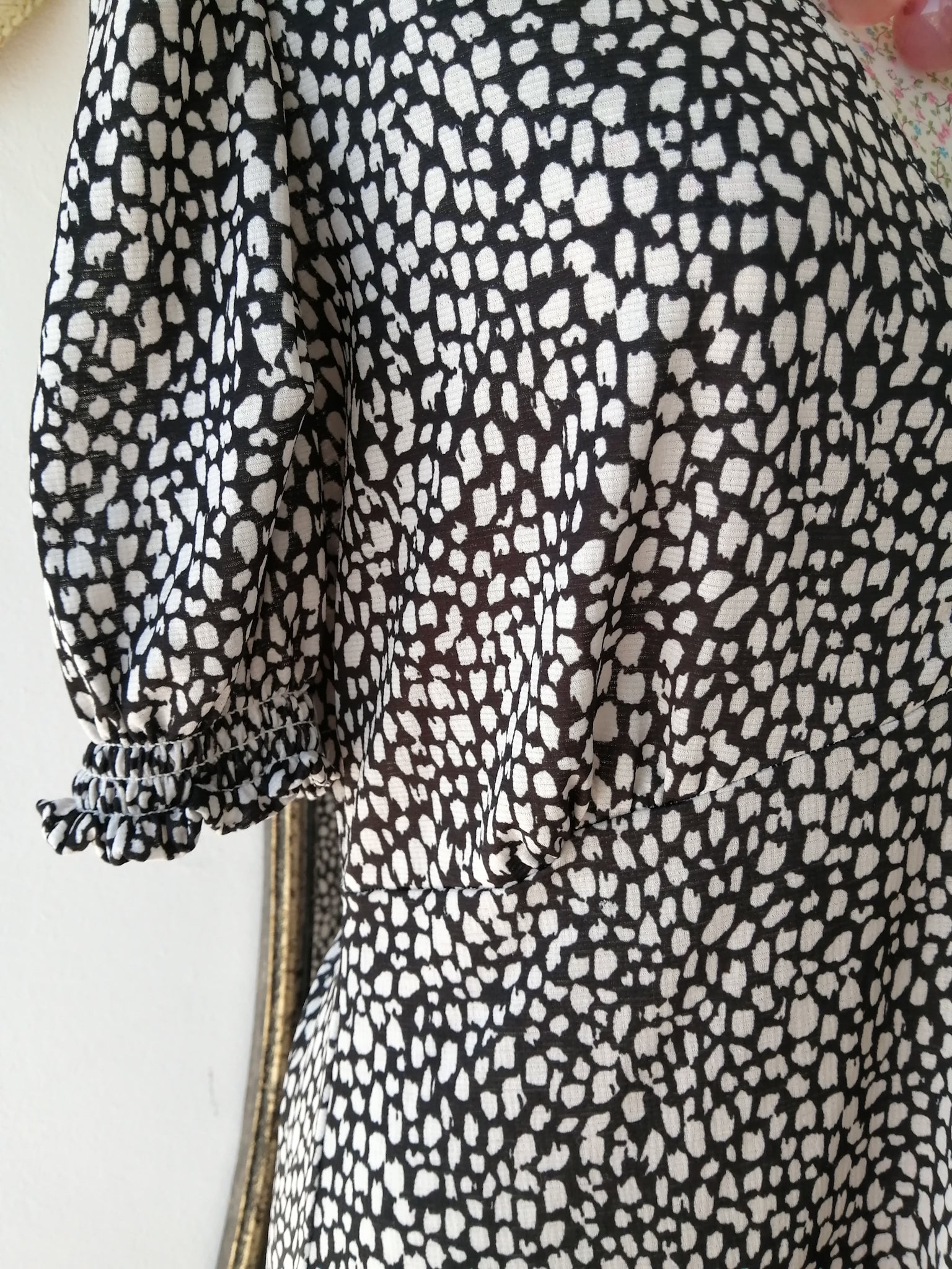 Black & white puff sleeve vintage dress