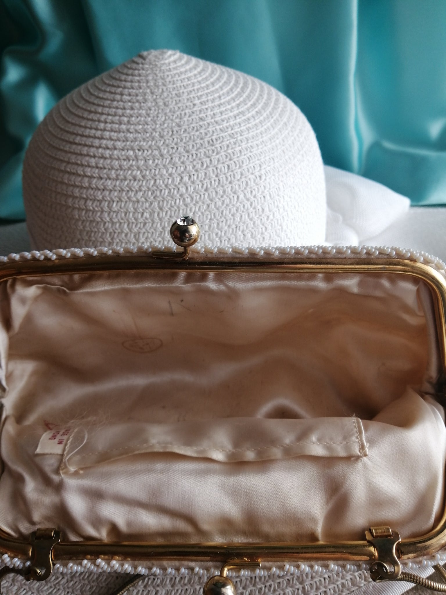 Handmade cream sequins beaded clutch handbag